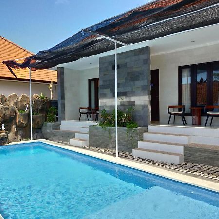 Blue House Uluwatu Hotel Exterior photo