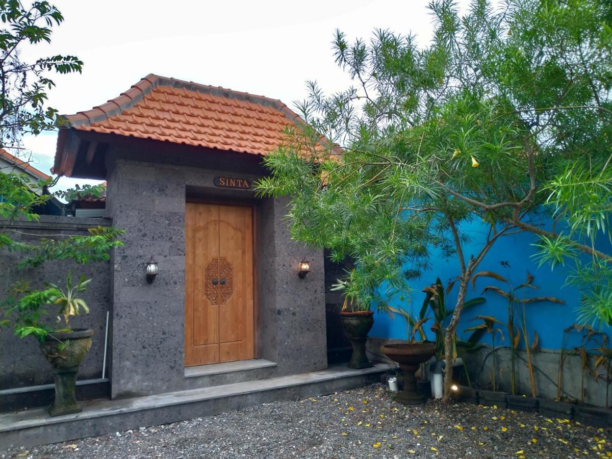 Blue House Uluwatu Hotel Exterior photo